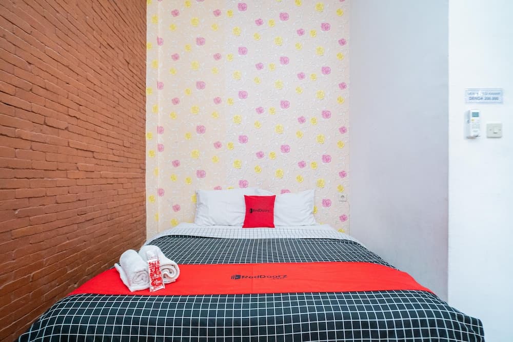 RedDoorz Syariah @ Selomangleng Kediri