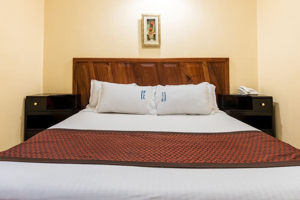 Blue Pearl Apartments