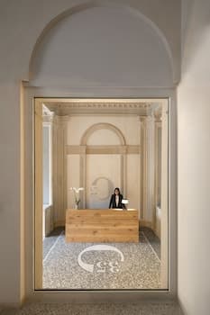 Opera 35 Boutique Hotel