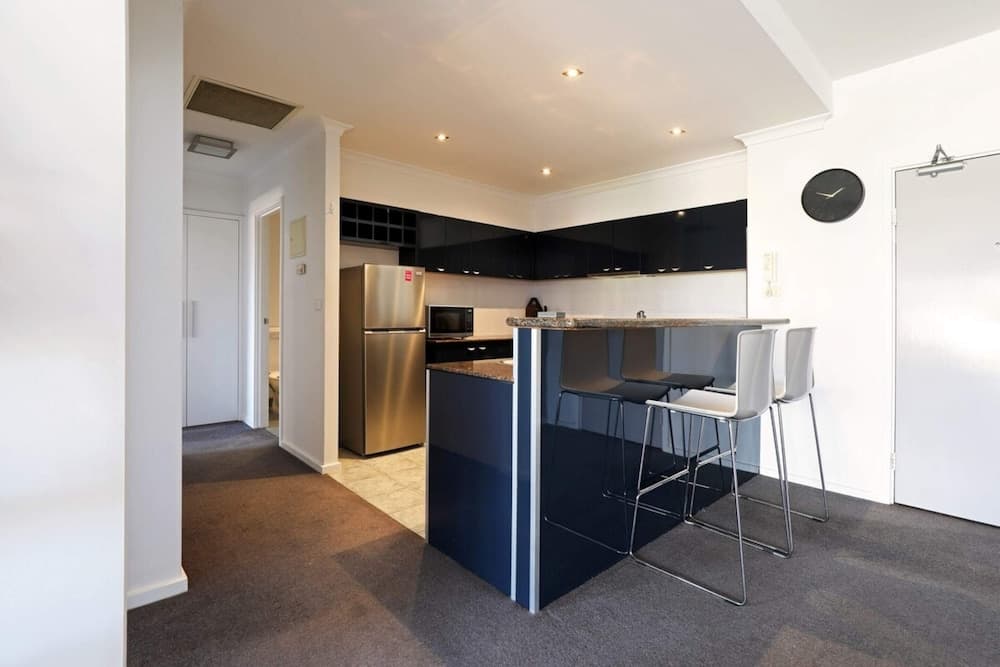 Extra Large 2 Bedroom Apartment in Melbournes Southbank