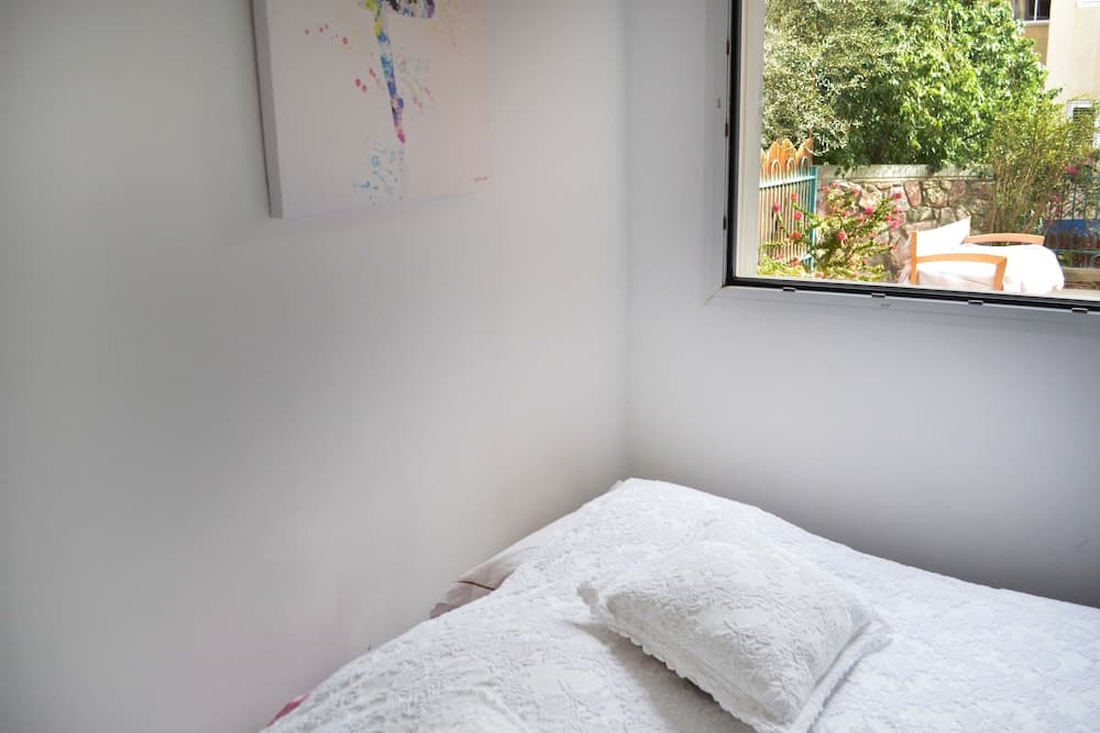 Beautiful Modern Apartment  3BDR E3