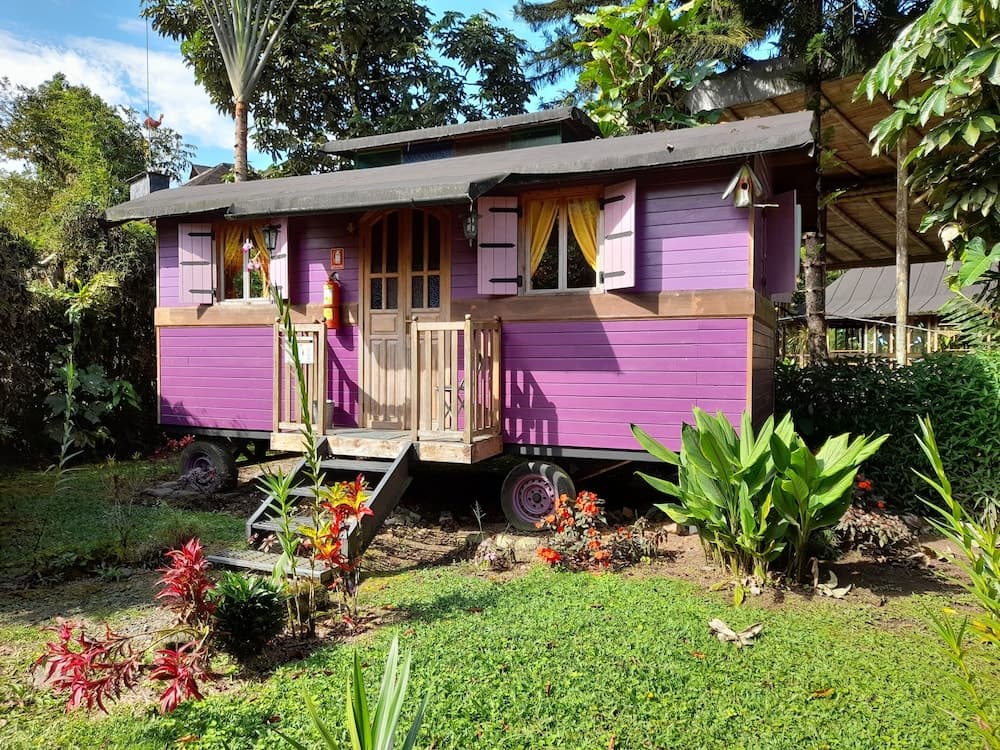 Hosteria La Roulotte Mindo