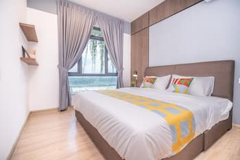 OYO Home 89312 Fantastic 1 Bedroom Starview