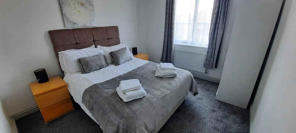 Denecroft apartments