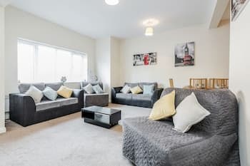 Manor Lodge Apartments