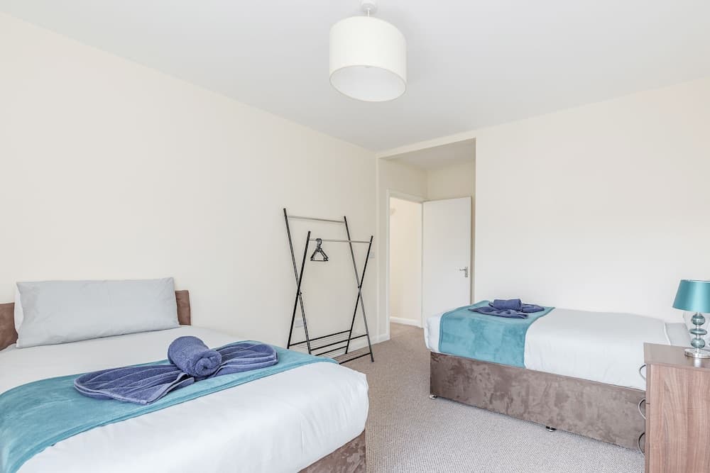 Home to Home Watford Apartment