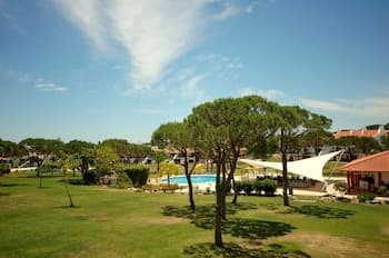 Vila Sol Flat on Amazing Condominium With 3 Pool´s