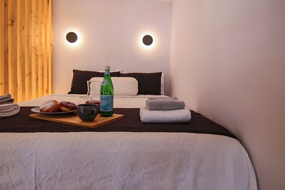 Phaedrus Living: Seaside Luxury Flat Athina 109