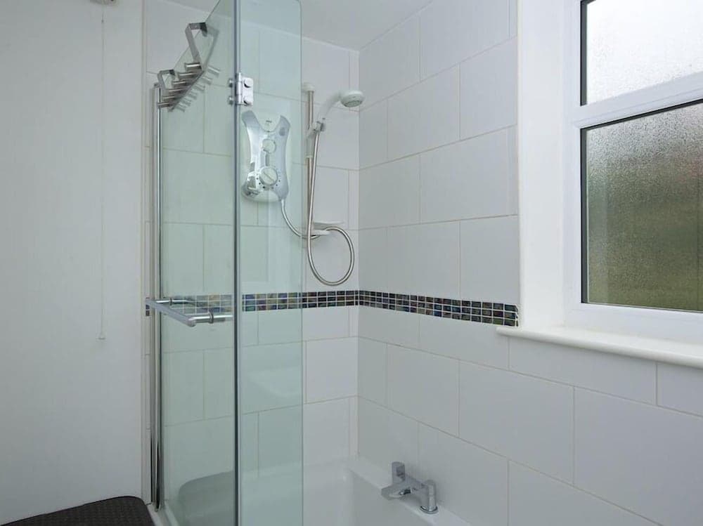 Seagrass, Thornlea Mews