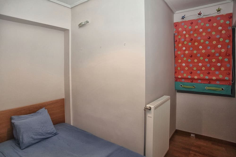 City & Sea Two Floor Flat with View Next to Metro