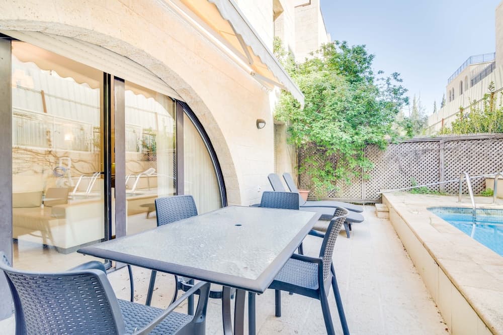 Mamilla Pool - David's Village - Jerusalem-Rent