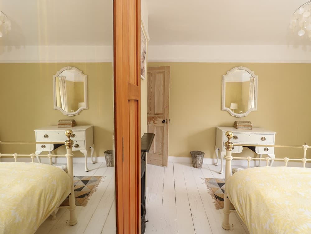 Lower Calbourne Mill