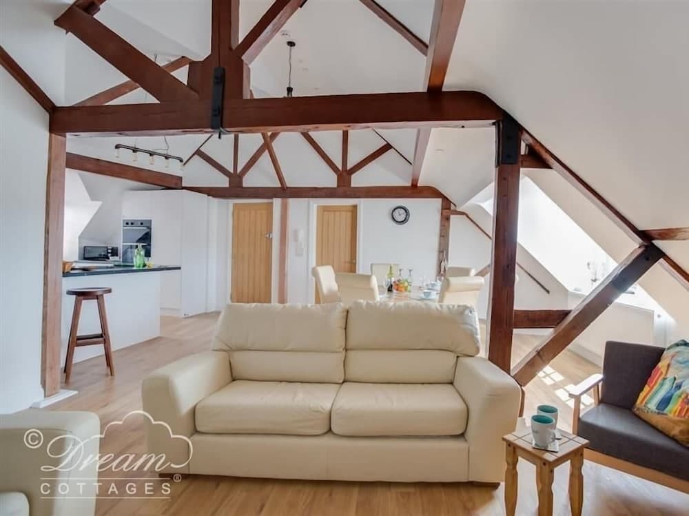 Old Coastguard Apartment 3