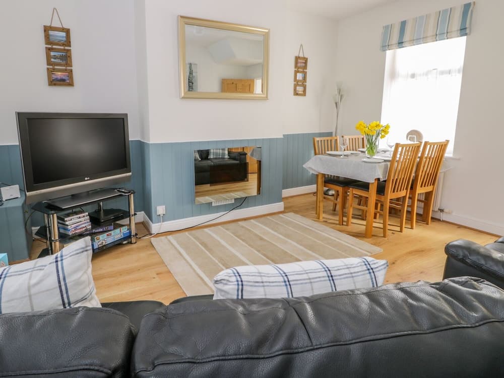 Sea Breakers Cottage