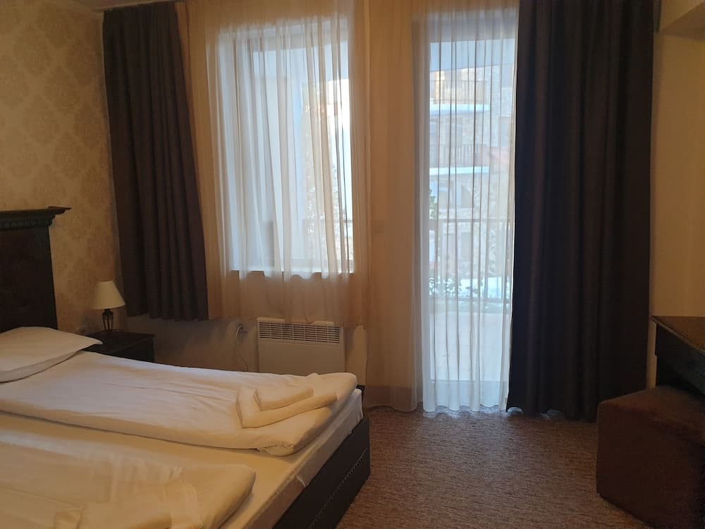 Grand Monastery Apart-Hotel