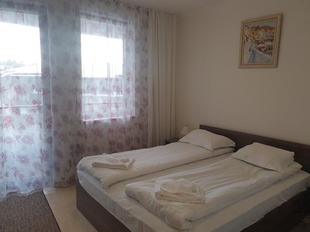 Grand Monastery Apart-Hotel