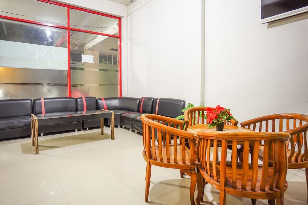 OYO 1545 Bs Residence