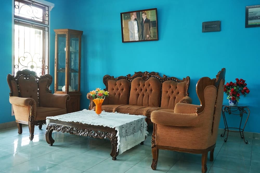 OYO 923 Penginapan Balai Sultan Syariah