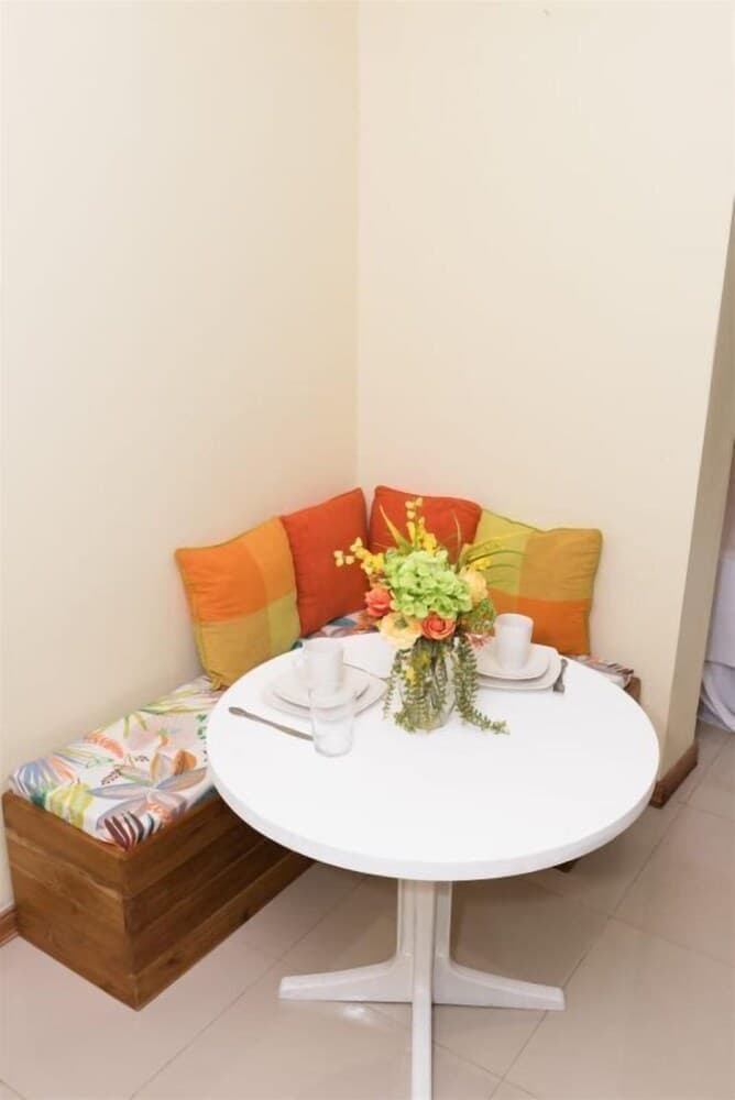 Stacys Place St James Studio Apartment