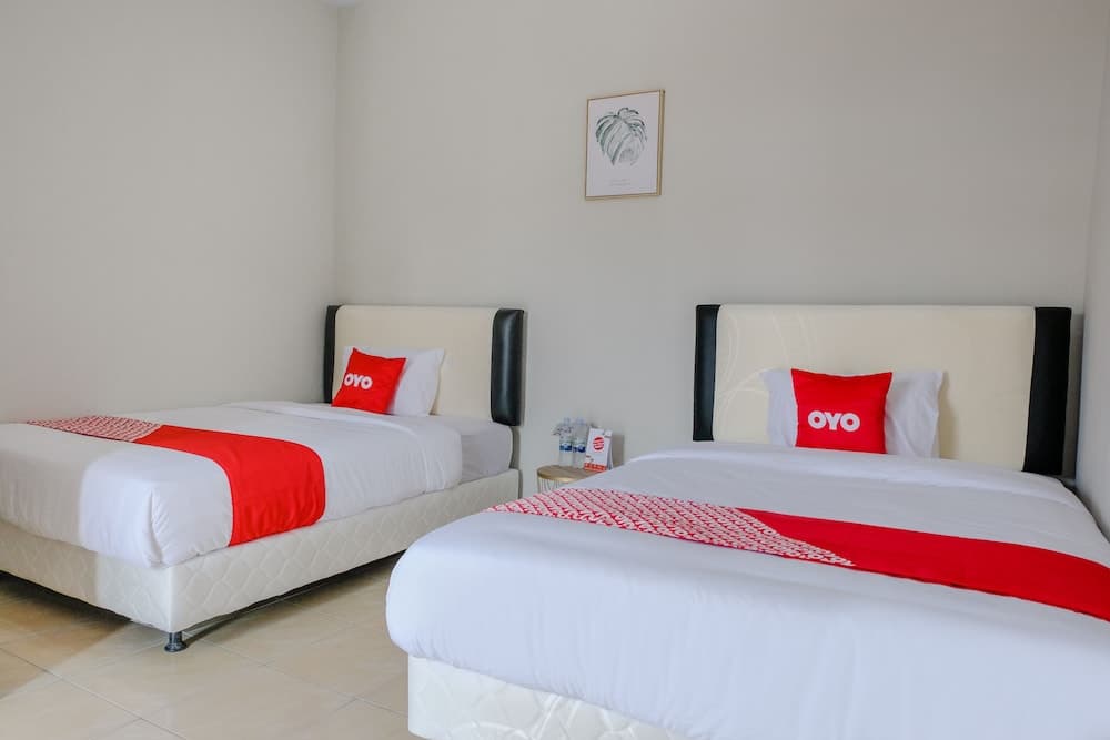 Capital O 1475 Oemah Jawa Family Residence