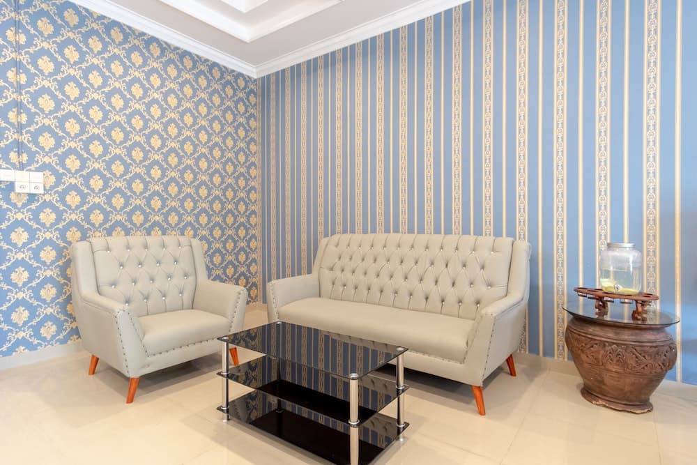 OYO 1400 Barat Residence Syariah