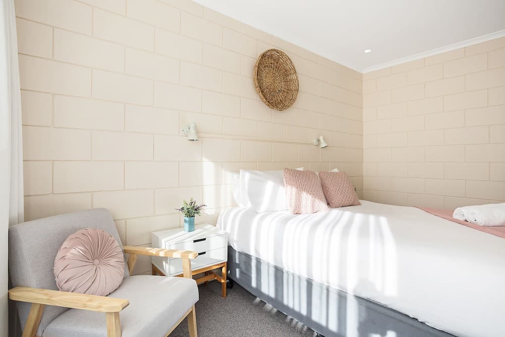 Penguin Mews Merimbula