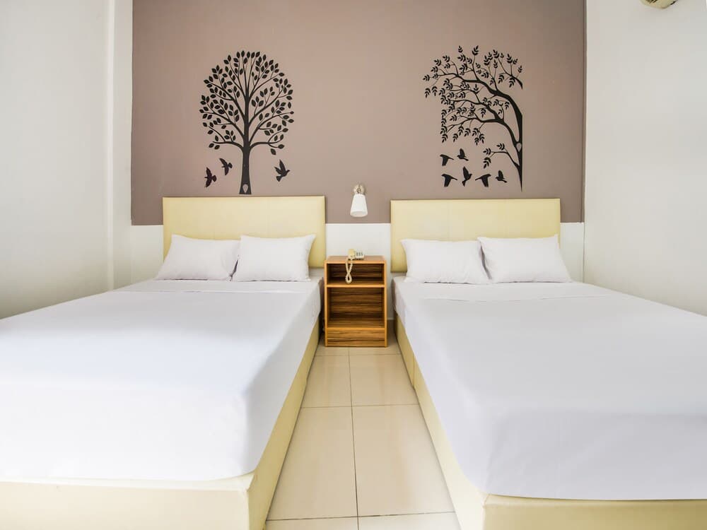 OYO 89618 Delegant Hotel