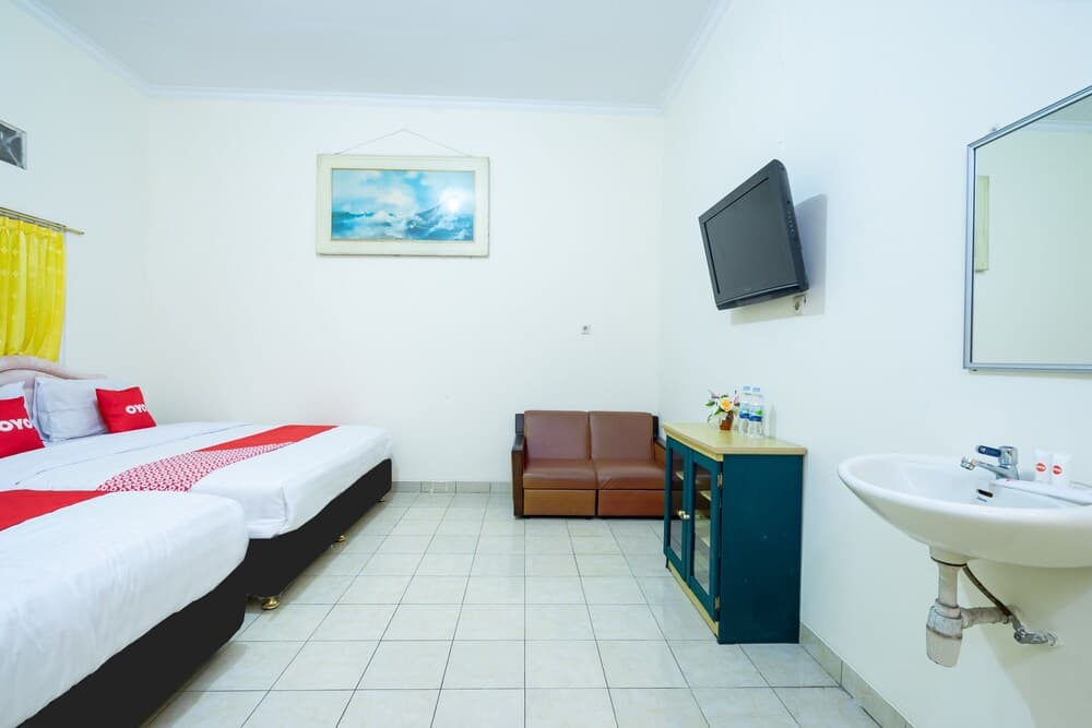 OYO 1962 Anugerah Wisata Hotel