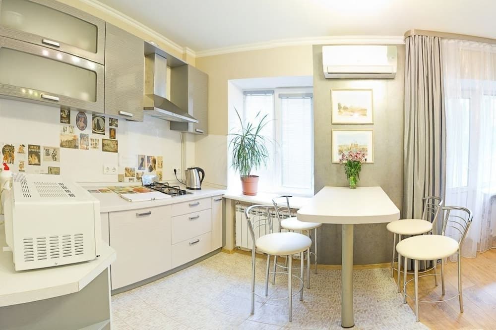 Apart Kiev Derevlianskaya 21