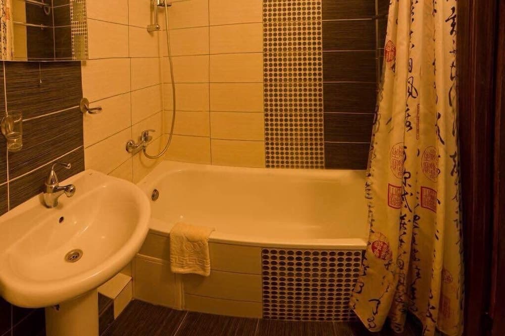 Apart Kiev Starokievskiy pereulok 5-2