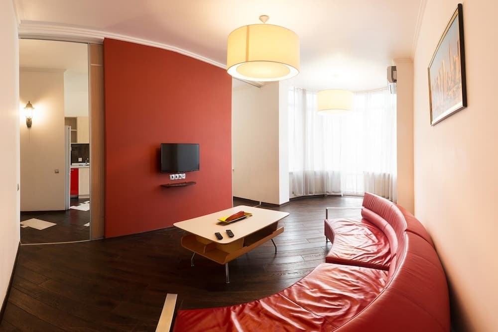 Apart Kiev Zlatoustovskaya 50-1