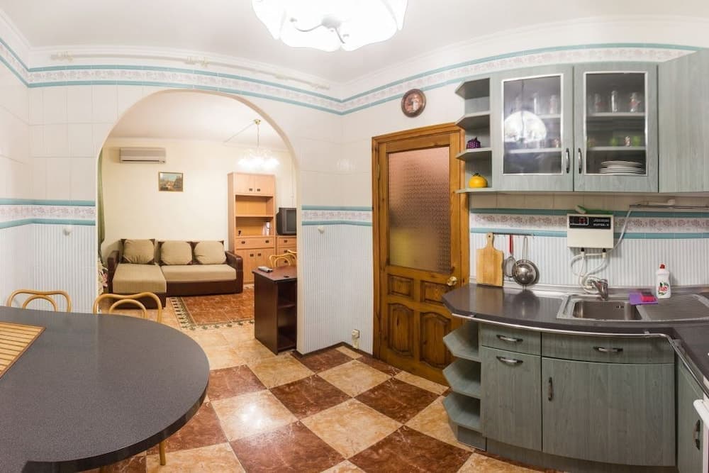 Apart Kiev Pavlovskaya 4-8