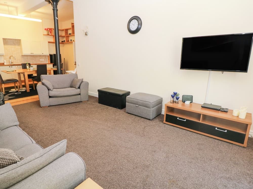 Wye Apartment, Litton Mill