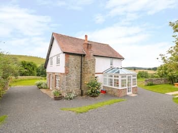 The Old Farmhouse, Upper Pitts