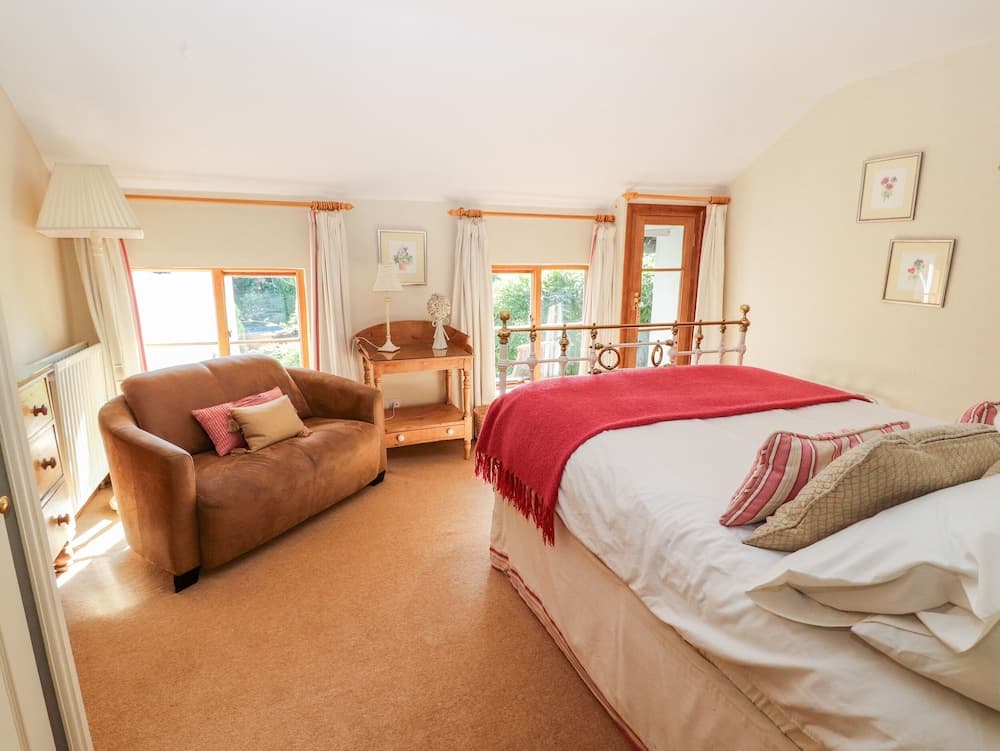 Mickle Trafford Manor