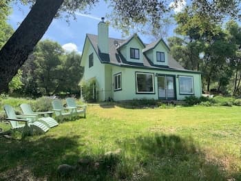 Hillside Cottage Retreat