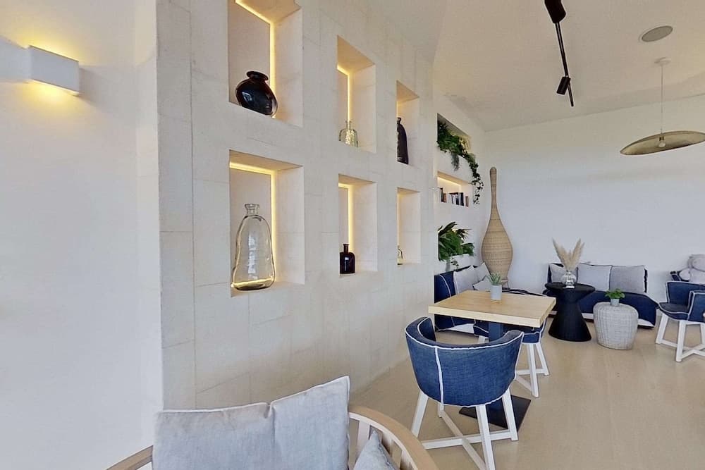 Golden Tulip Porto Vecchio