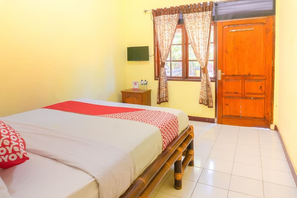 OYO 1449 Cahaya Guest House