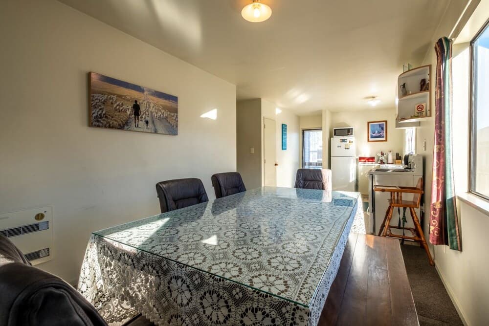 11b Leamington Street