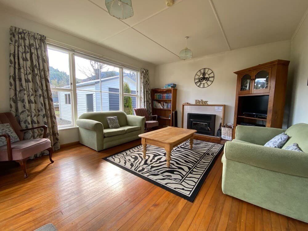 40 Jollies Pass Road