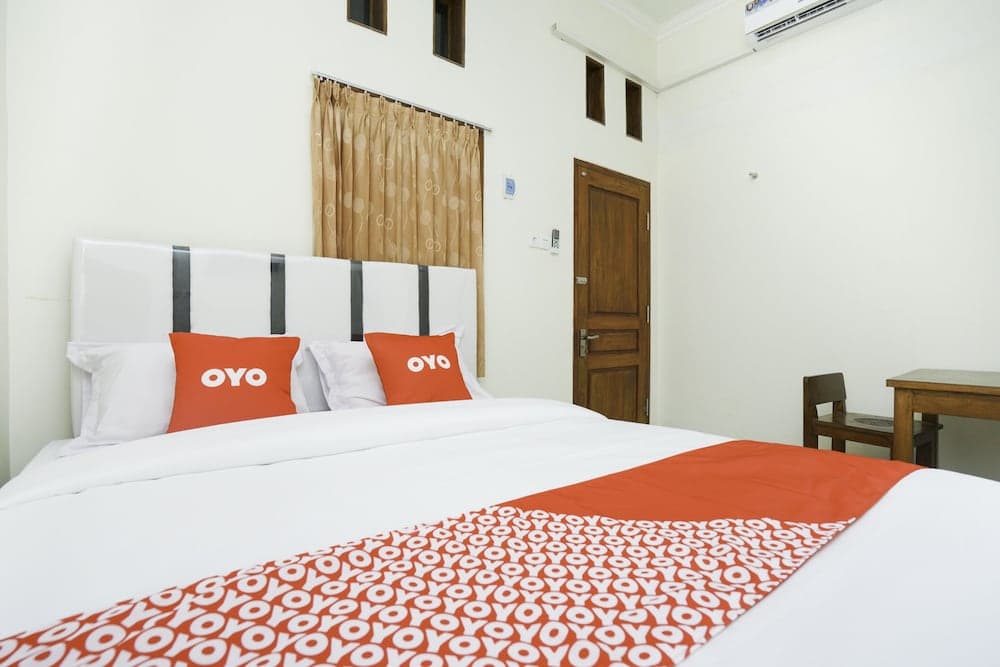 OYO 1642 Penginapan Anggrek Syariah 2