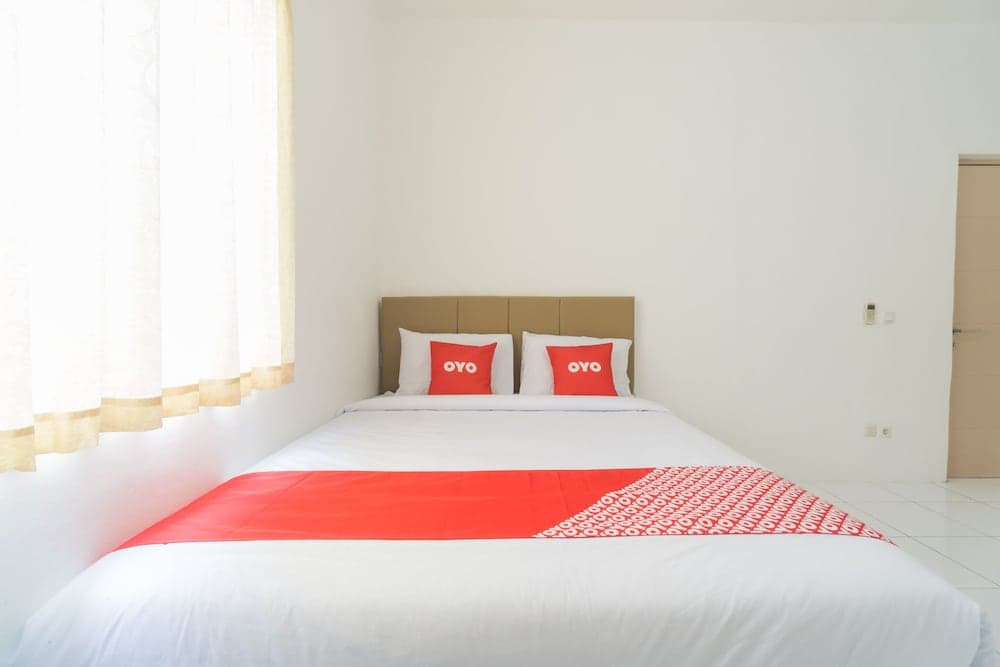 Super OYO 2110 Rotterdam Guest House