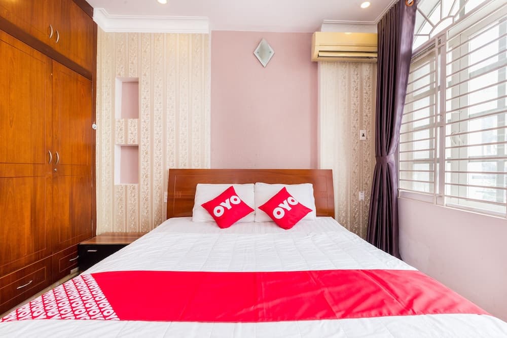 OYO 560 Le Ngan Phung Hotel