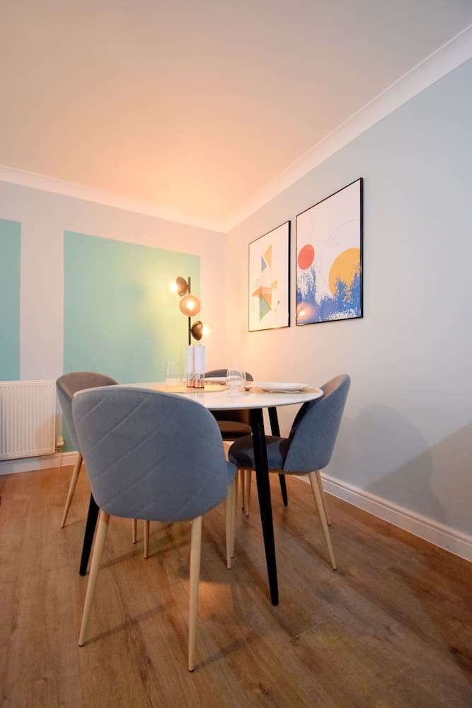 Bridge View Apartment