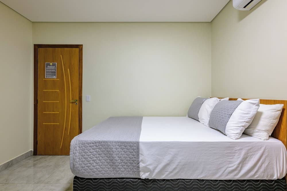 OYO Hotel Brisa Tropical, Brasília