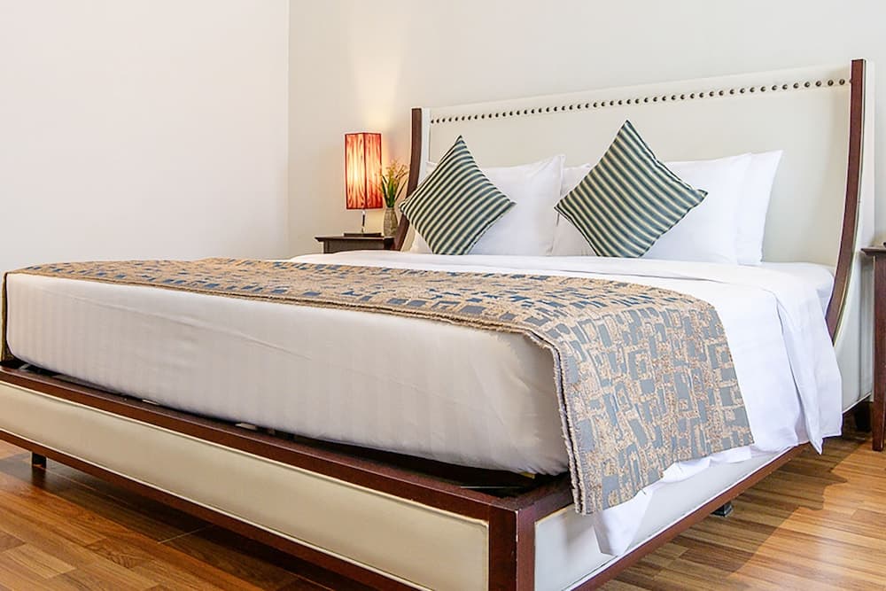 Clover Haus Sukhumvit 33 By Favstay