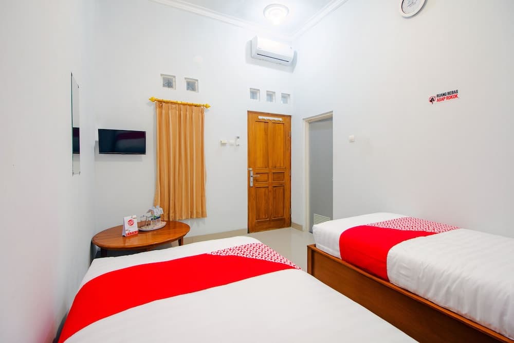 OYO 2217 Permana Guesthouse Syariah