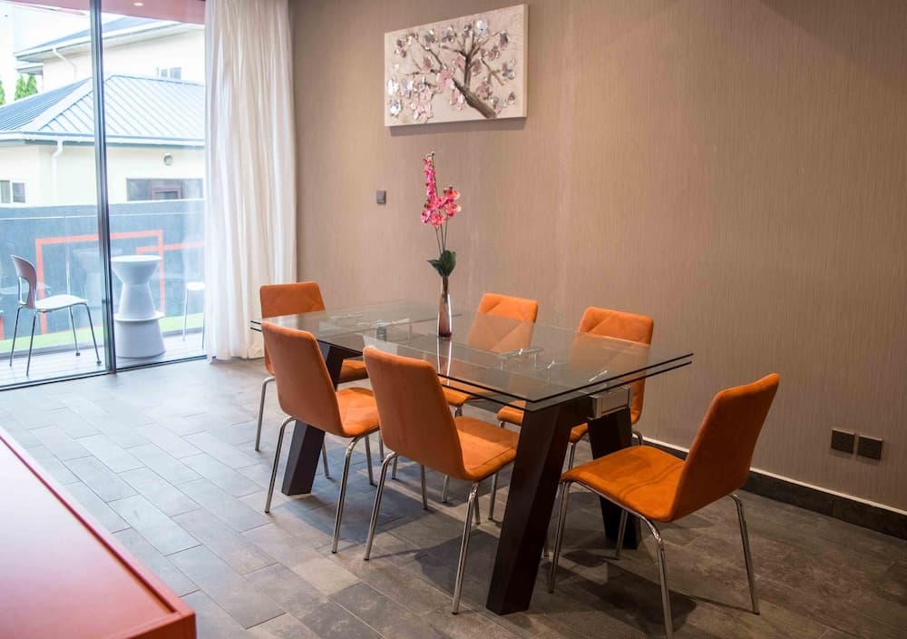 Bel Air Crest Hotel & Suites