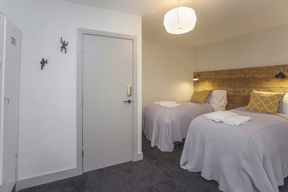 Higgihaus at 3b Cheltenham Lane Bristol