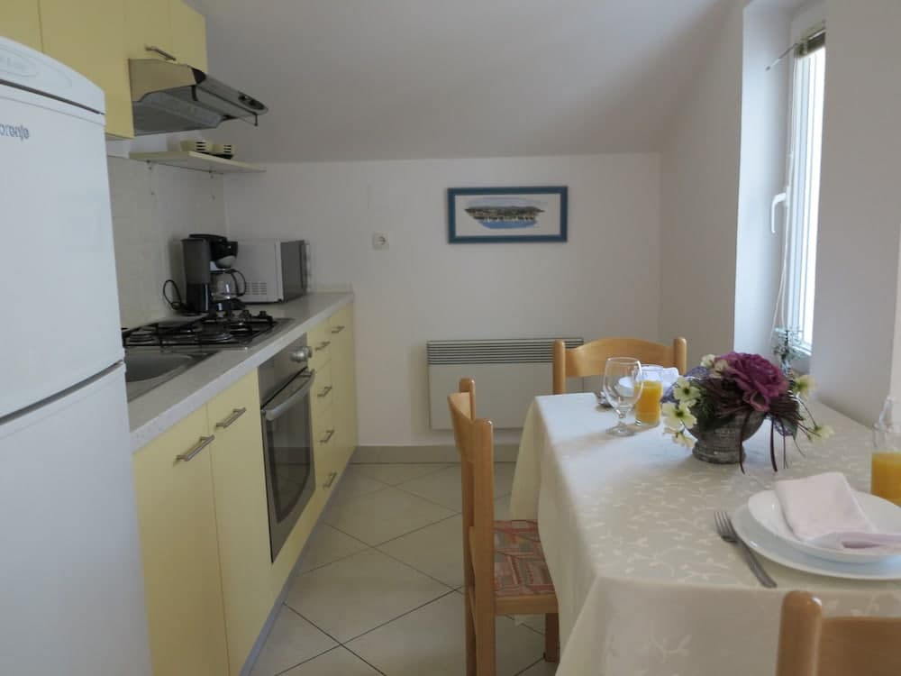 Apartments Dijana & Ivan